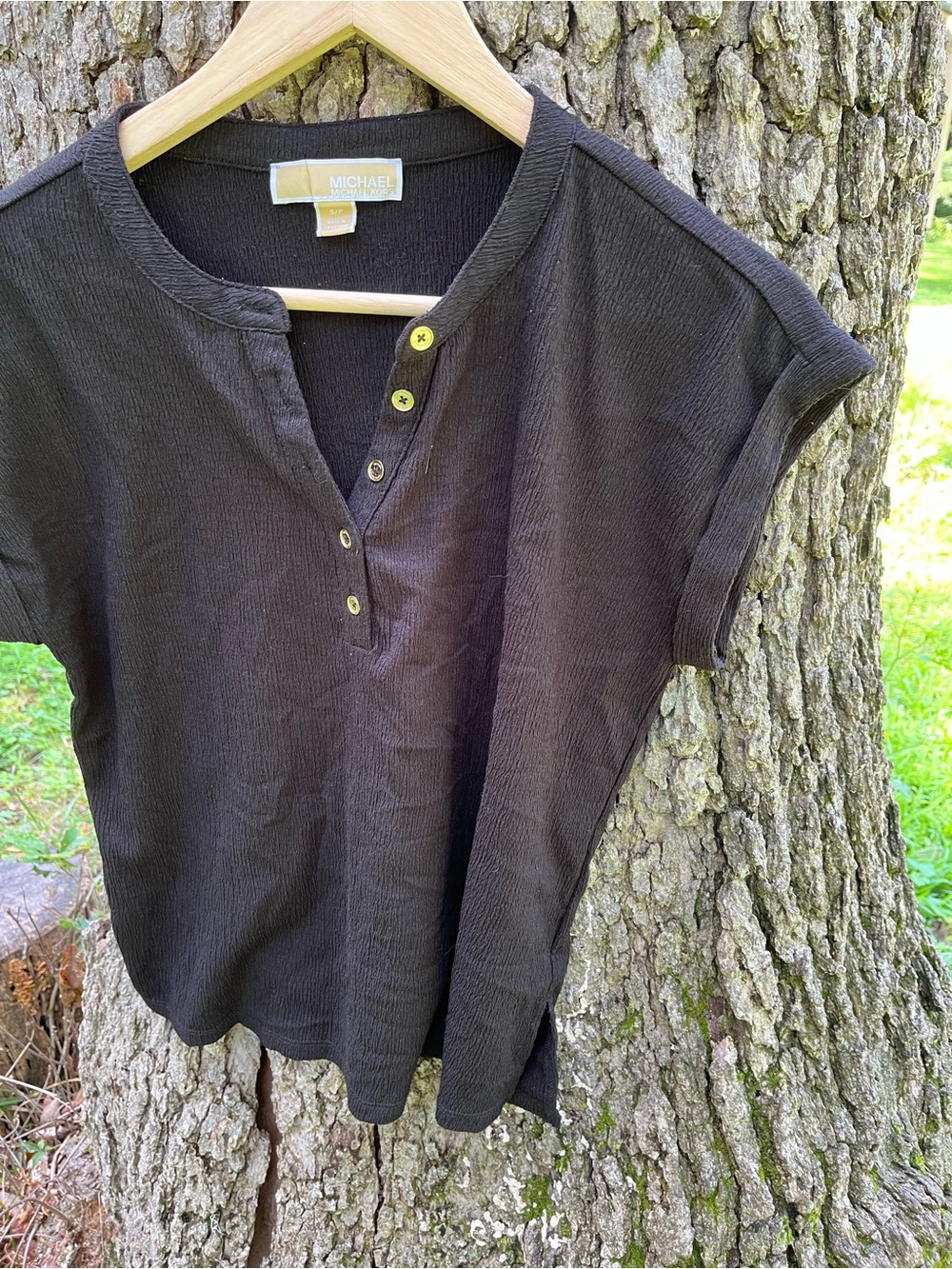 ⭐️Michael Michael Kors Henley Front Blouse in size S